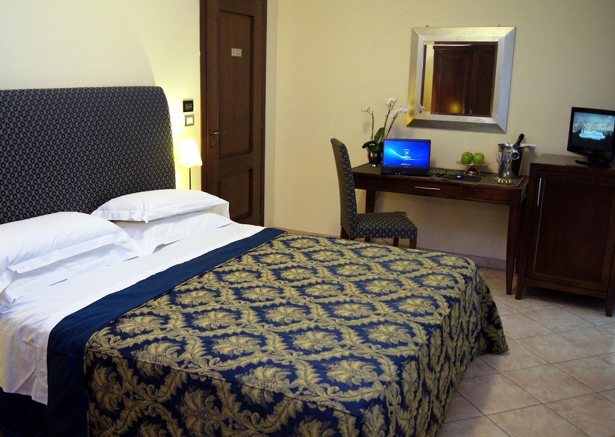 Hotel E Trattoria San Giorgio Piossasco Room photo